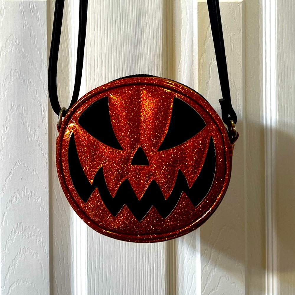 Love Pain & Stitches Small Sparkle Pumpkin Handbag